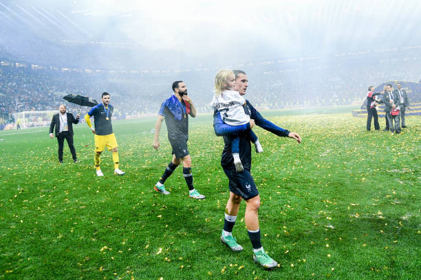 这下尴尬了 这下尴尬了