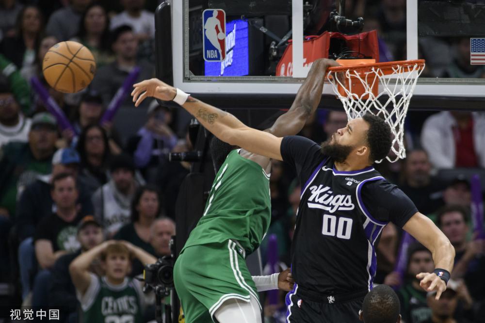 尽管球队在 尽管球队在